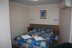 Ferros/tábuas de passar roupa, roupa de cama