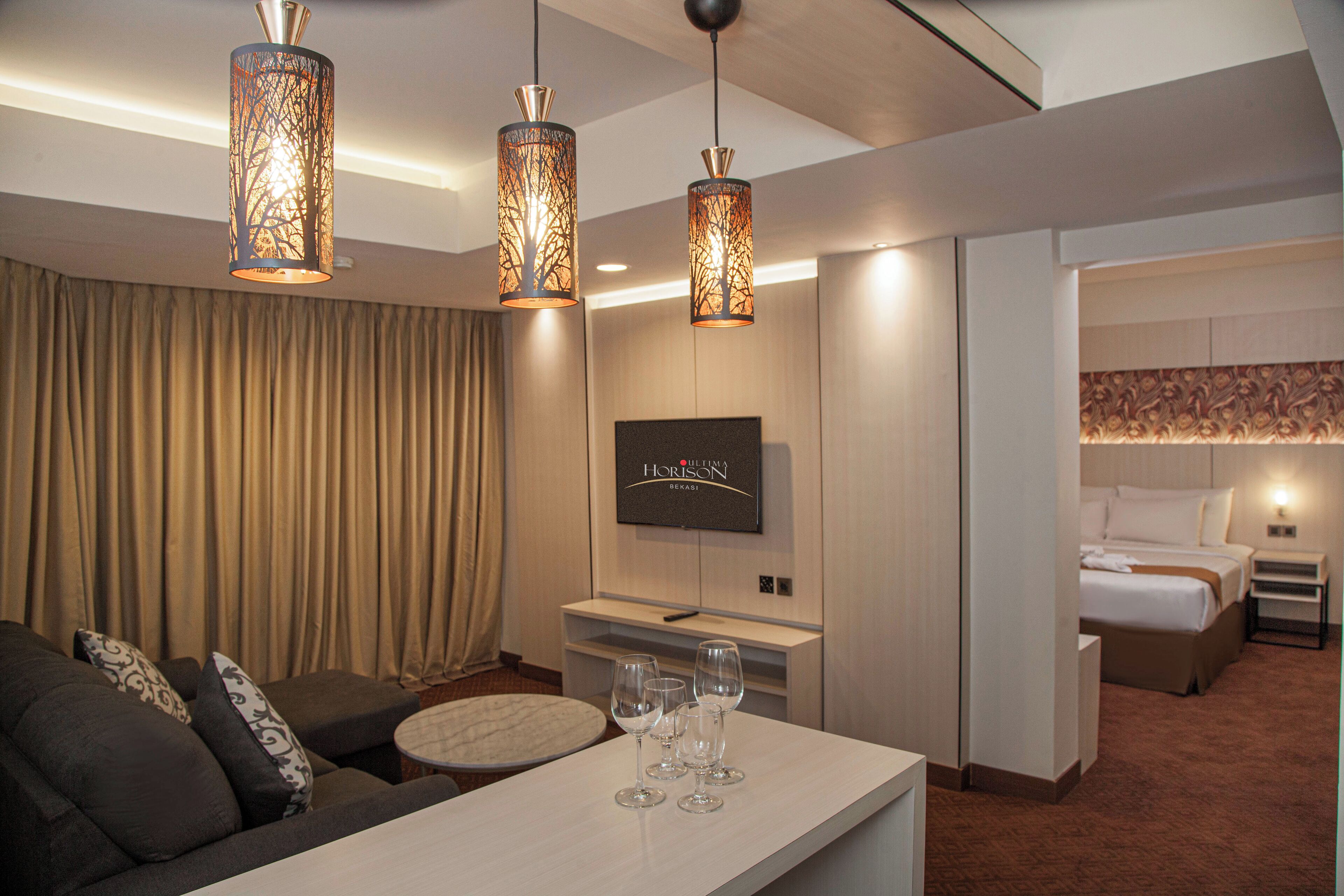 Minibar, in-room safe, desk, soundproofing