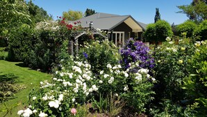 Garden view - Marchmont Gardens (Hanmer Springs)