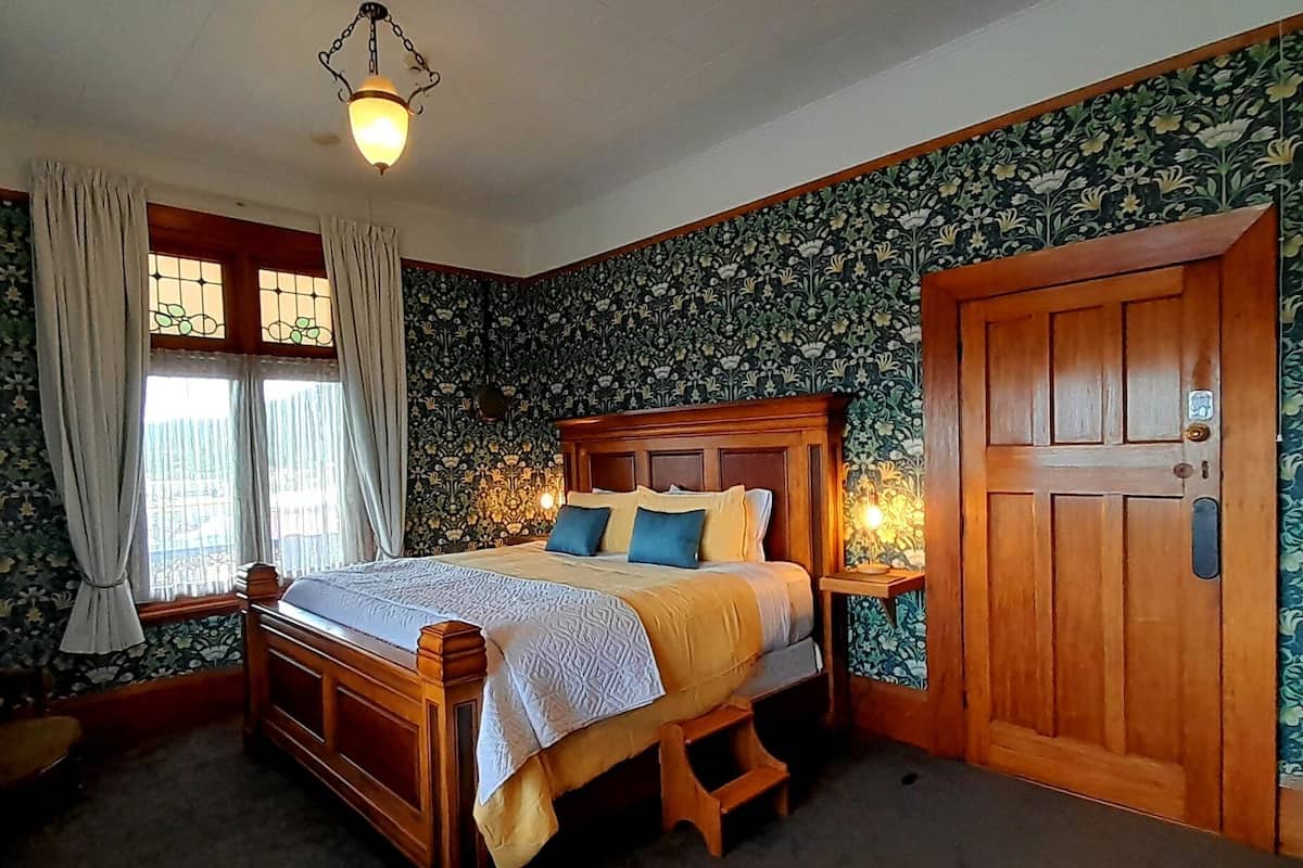 Deluxe Double Room | Dihias secara berasingan, seterika/papan seterika, Wi-fi percuma