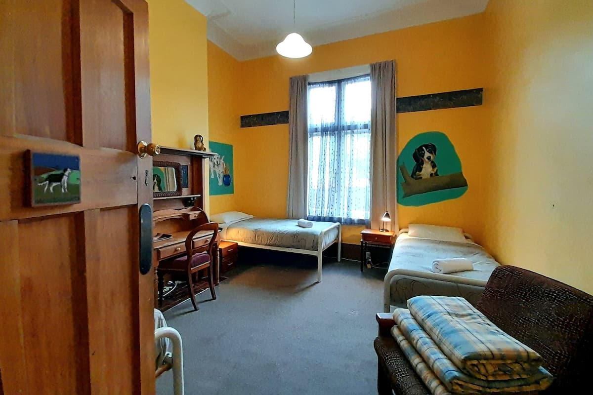 Triple Room | Dihias secara berasingan, seterika/papan seterika, Wi-fi percuma