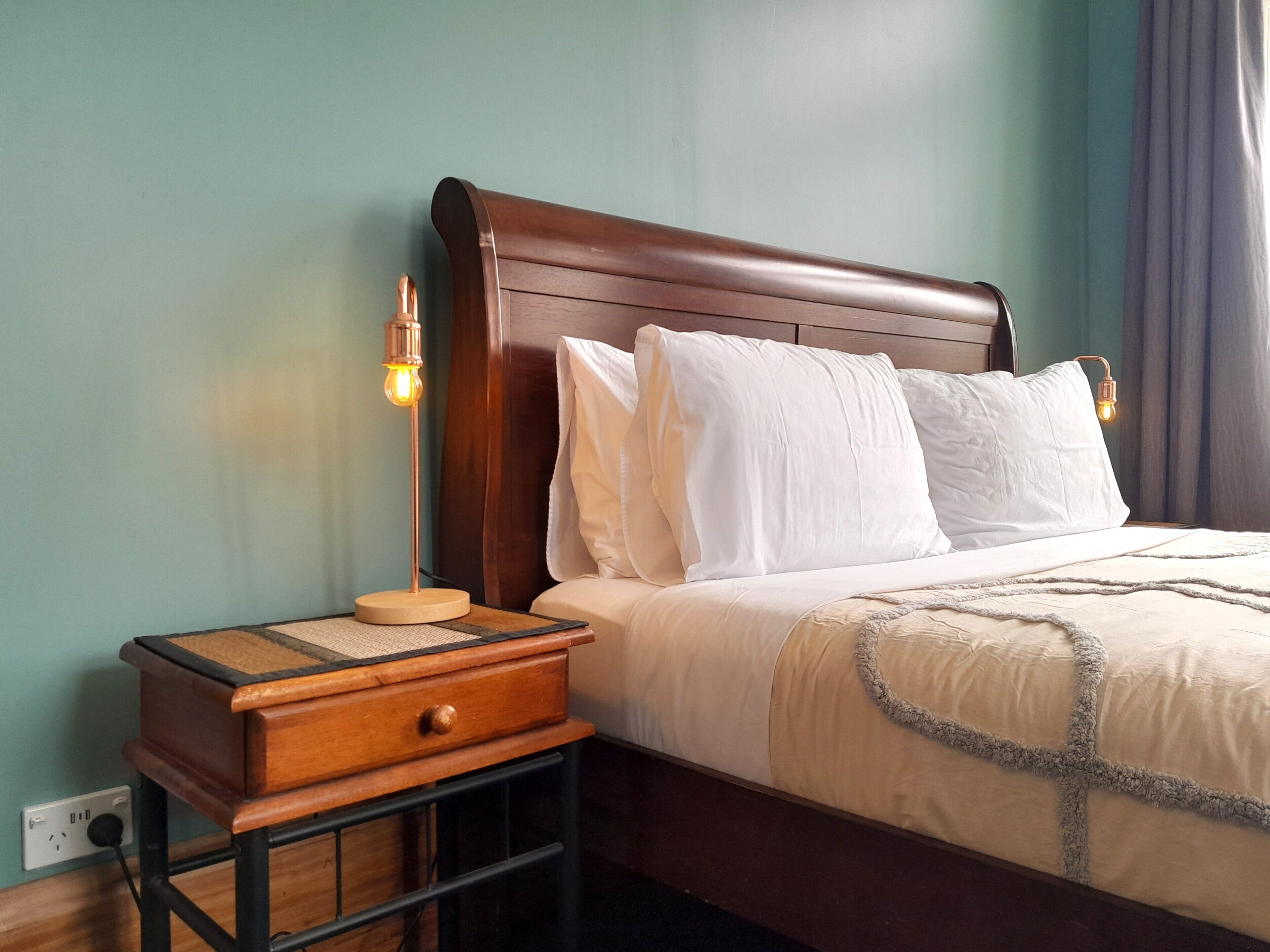 Twin Room | Individually decorated, iron/ironing board, free WiFi, bed sheets