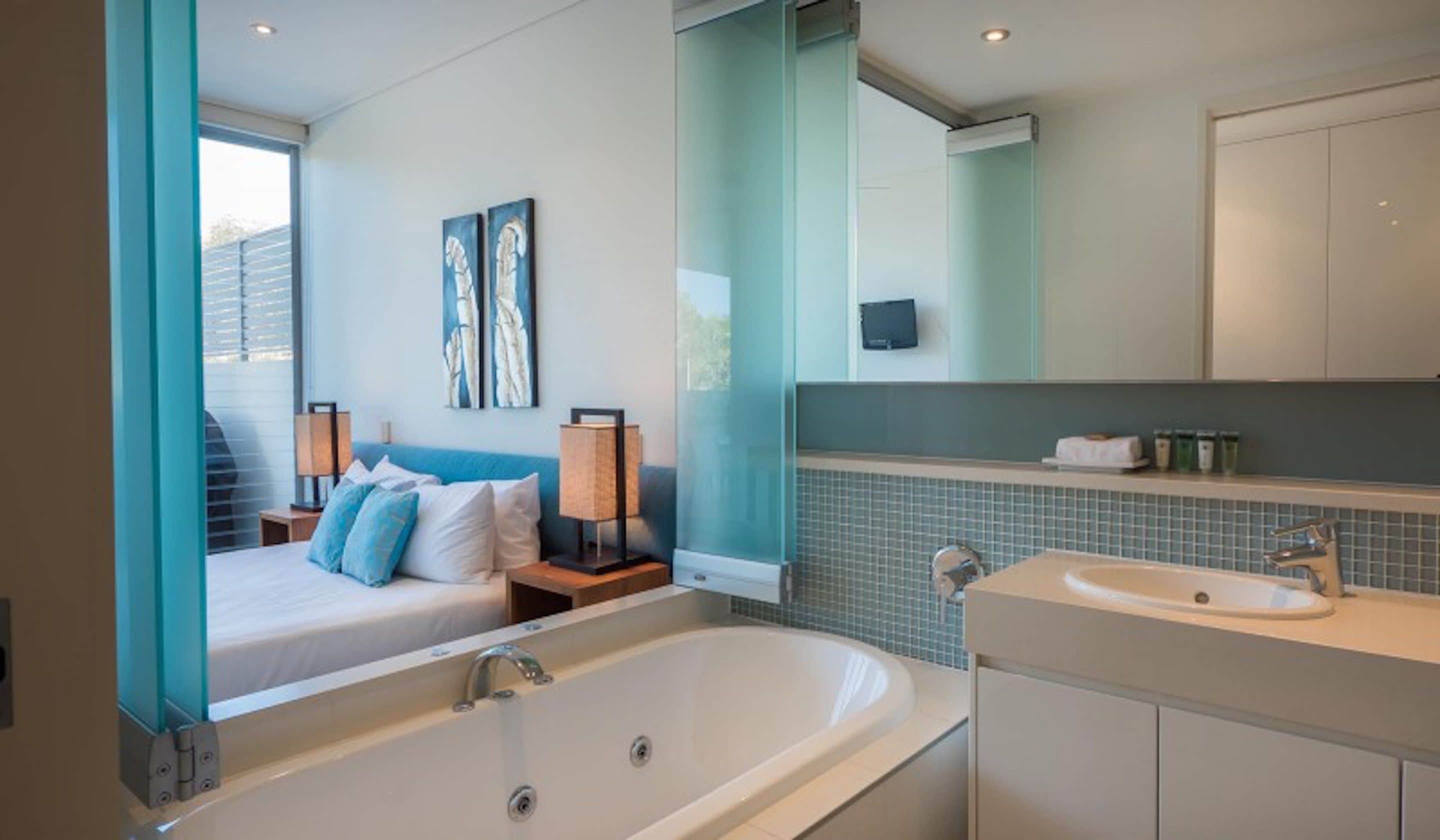 3 Bedroom 2 Bathroom | Bathroom | Shower, free toiletries, hair dryer, towels
