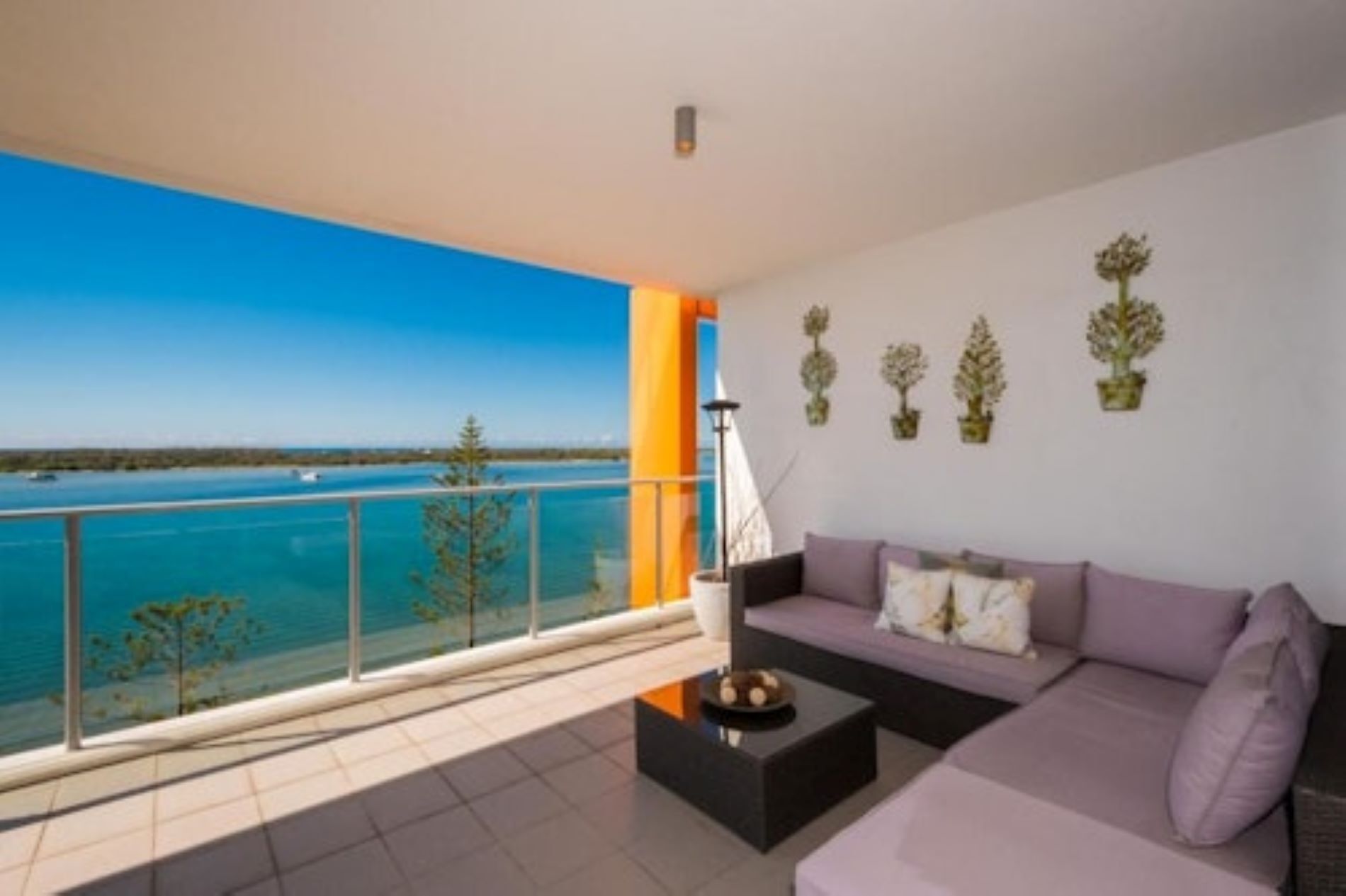 2 Bedroom Superior Apartment with Broadwater View | Balcony view