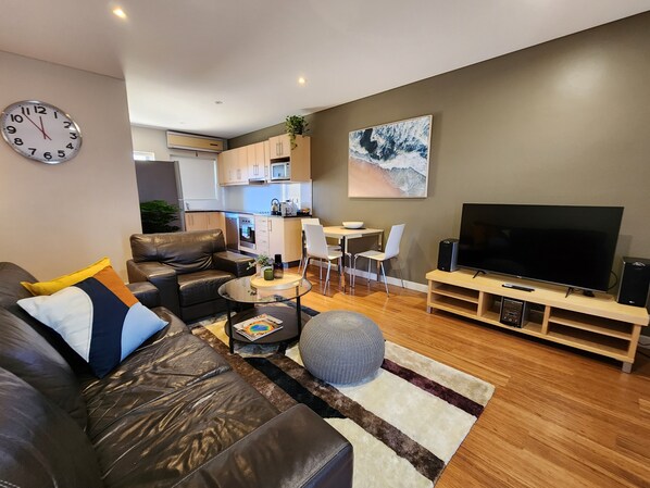 Departamento estándar, 2 habitaciones | Servicio a la habitación