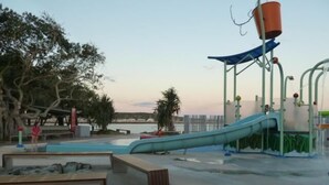 Outdoor pool - Port Denison Motor Inn (Bowen)
