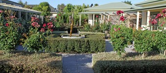 Clive Colonial Cottages