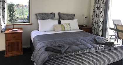Bluebell Lodge And Cottage