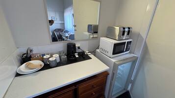Family Double Room (Interconnected Family Room) | Desk, soundproofing, free WiFi, bed sheets