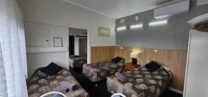 Family Double Room (Interconnected Family Room)