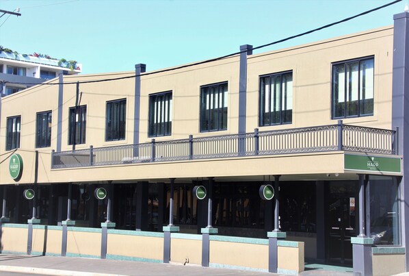 Fachada de la propiedad