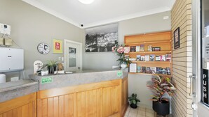 Reception - Garden City Motor Inn (South Toowoomba)