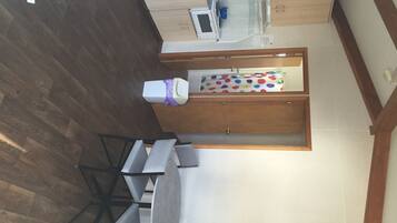 Motel Style Cabin | Iron/ironing board, free WiFi
