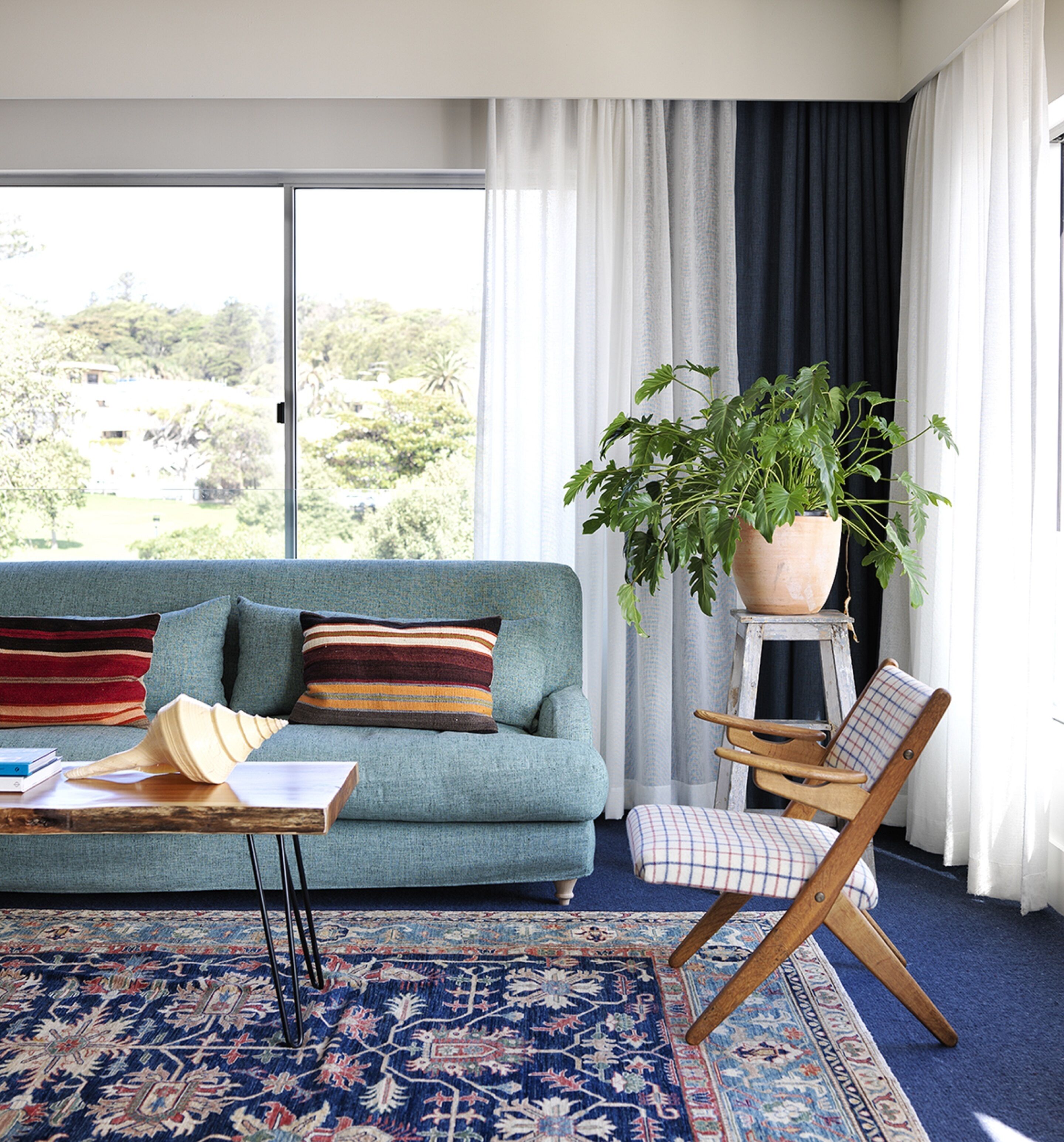 apartment, 1 king bed, harbour view | beach/ocean view