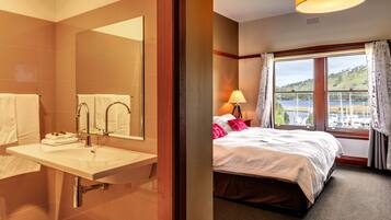 Heritage King Room with Marina & Water Views