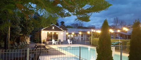 Seasonal outdoor pool, sun loungers