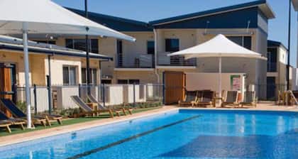 Broadwater Mariner Resort