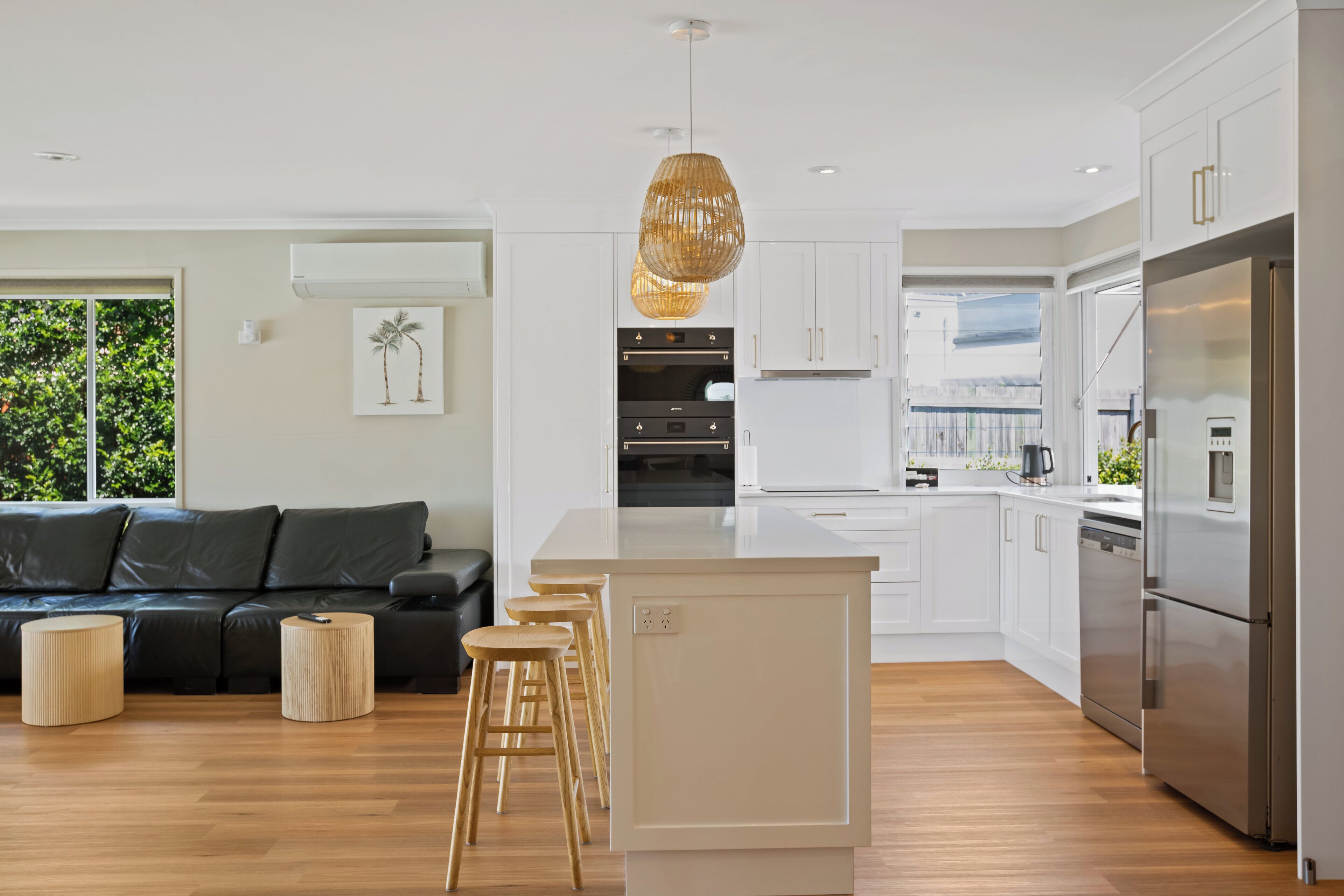 Three Bedroom House (Pet Friendly) - Waterfront | Shared kitchen facilities | Espresso maker, electric kettle