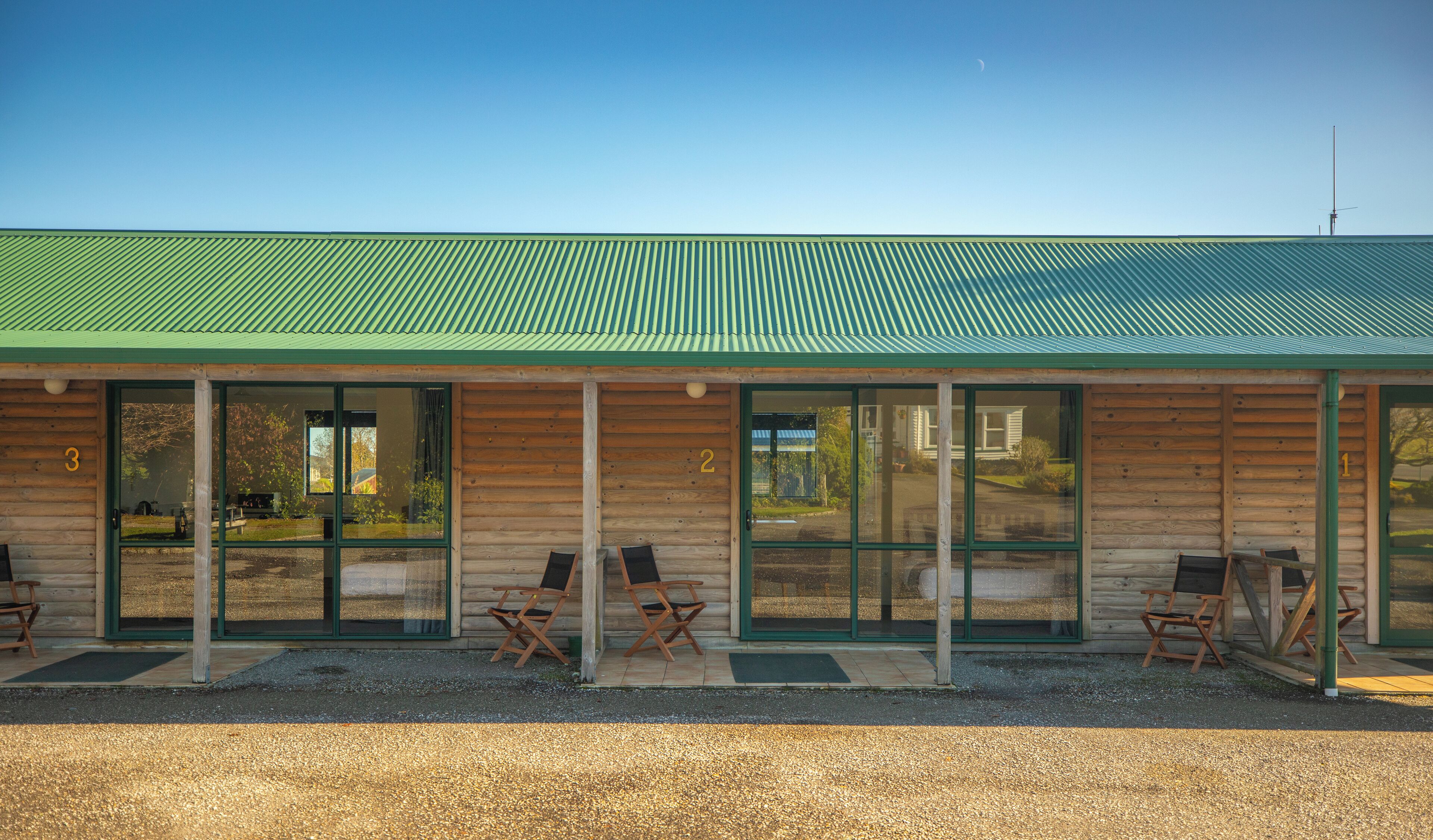 Individually decorated, individually furnished, soundproofing