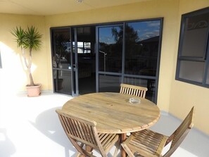 Standard Suite, Multiple Bedrooms, Non Smoking, Kitchen (3 Bedroom Apartment) | Terrace/patio