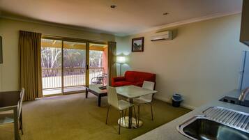 Suite Standard, 1 chambre, cuisine (Apartment) | Salle de séjour