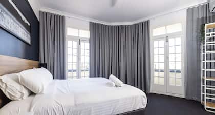 The Albion Hotel