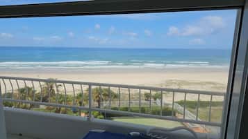 2 Bedroom Premium Apartment | Balcony view
