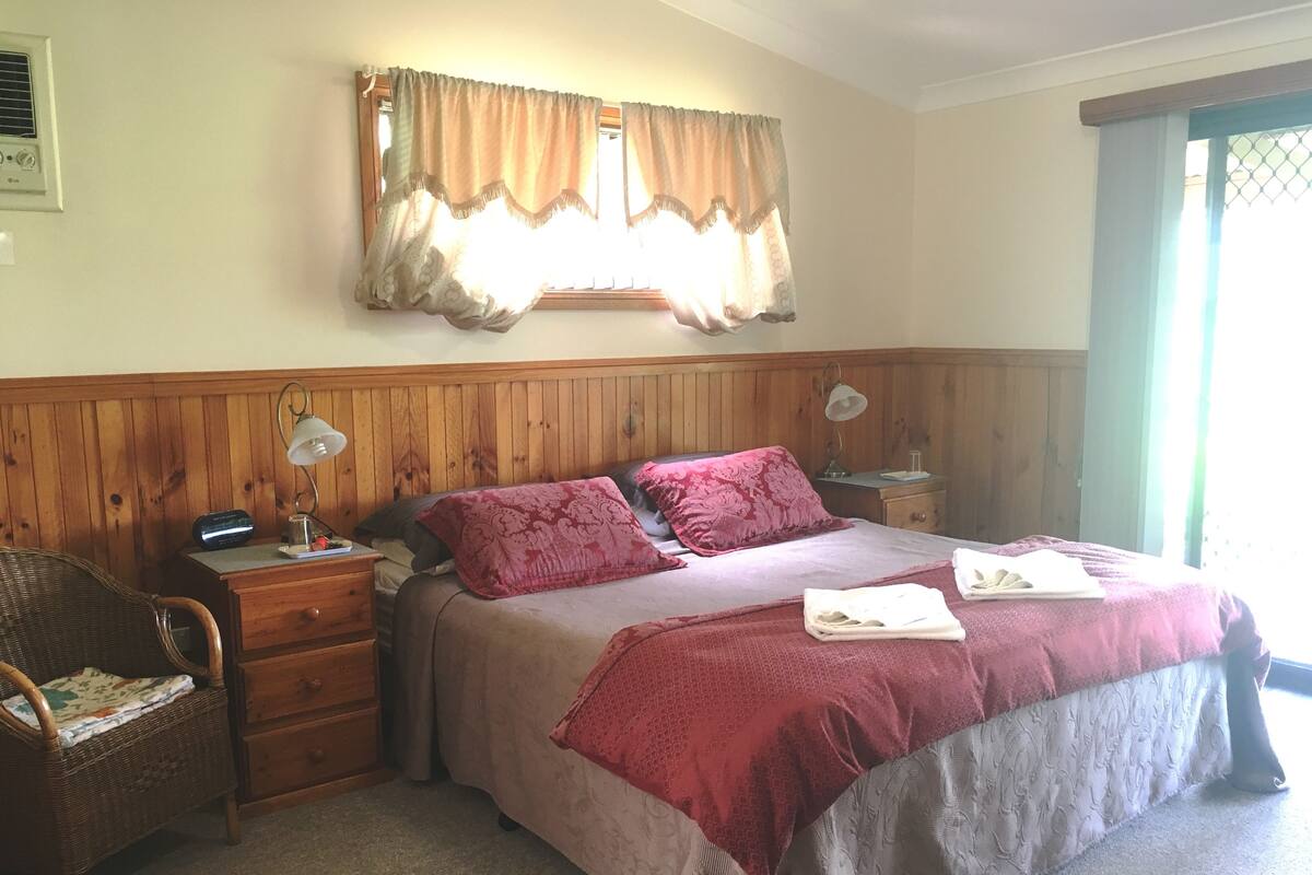 Habitación | Tabla de planchar con plancha