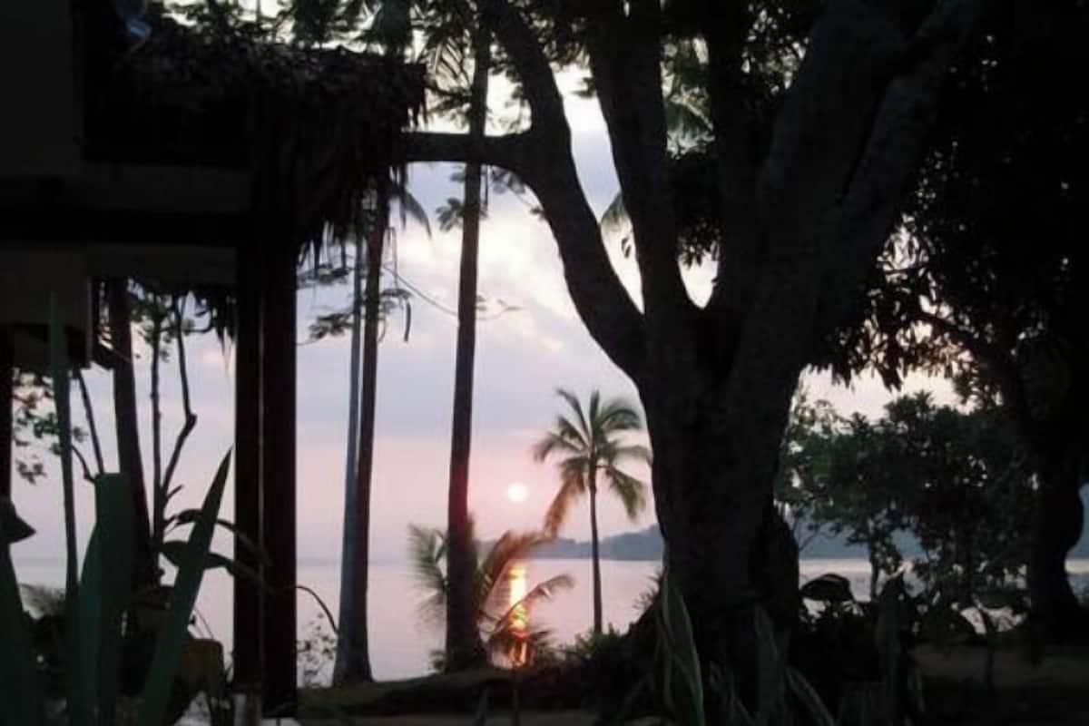 Troppo Lagoon Garden Villa | Water view