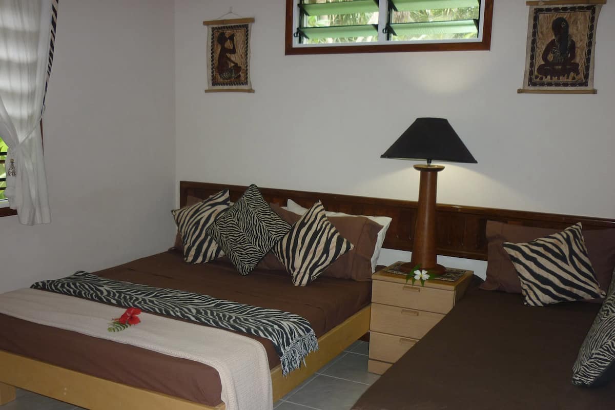 1 habitación, cubrecamas, muebles diferentes y wifi gratis