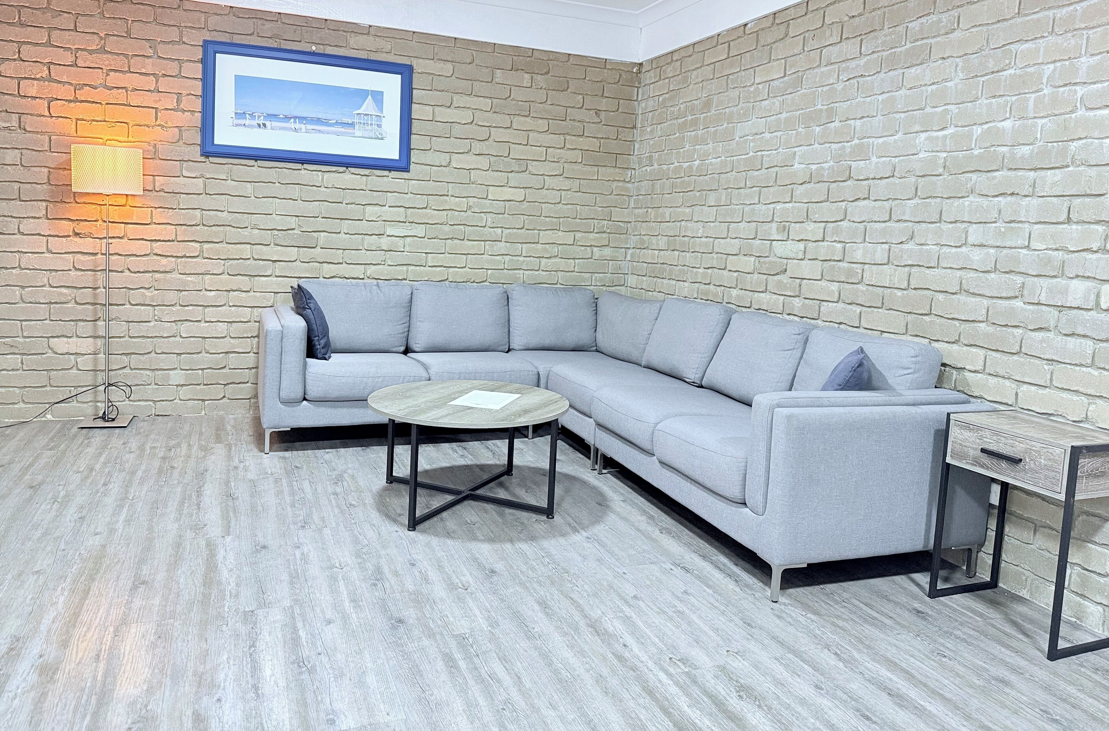 Suite, 2 soverom | Oppholdsområde | Flatskjerm-TV