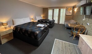 Studio dành cho gia đình | 1 phòng ngủ, trang trí khác biệt 