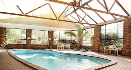 Pinnacle Holiday Lodge