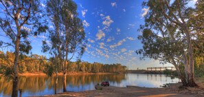 Exterior - Yarrawonga Holiday Park (Yarrawonga)