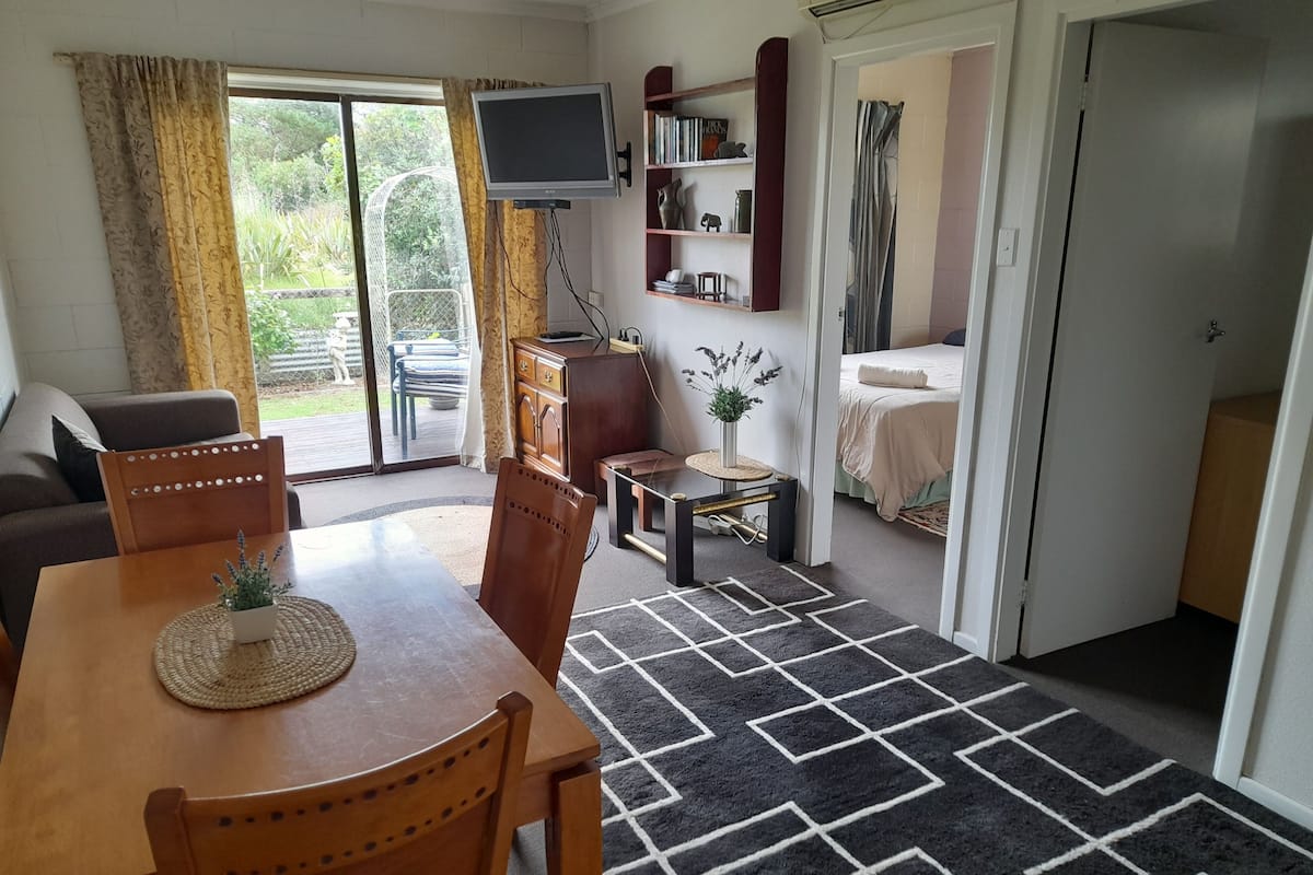 Basic Apartment | 2 bedrooms, premium bedding, free WiFi, bed sheets