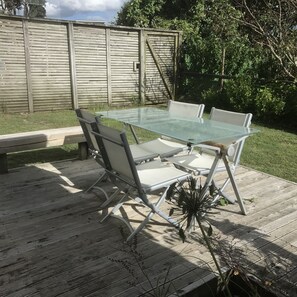 Standard Cottage, 2 Bedrooms, Non Smoking, Kitchen (Unit 11) | Terrace/patio