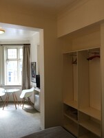 高级双人房, 1 间卧室 | 羽绒被、免费 WiFi、床单