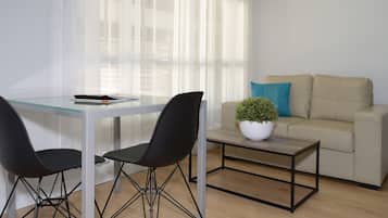 Premium-Zimmer, Nichtraucher (Premium Suite) | 1 Schlafzimmer, Bügeleisen/Bügelbrett, kostenloses WLAN, Bettwäsche