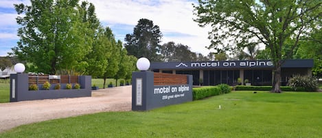 Entrada de la propiedad