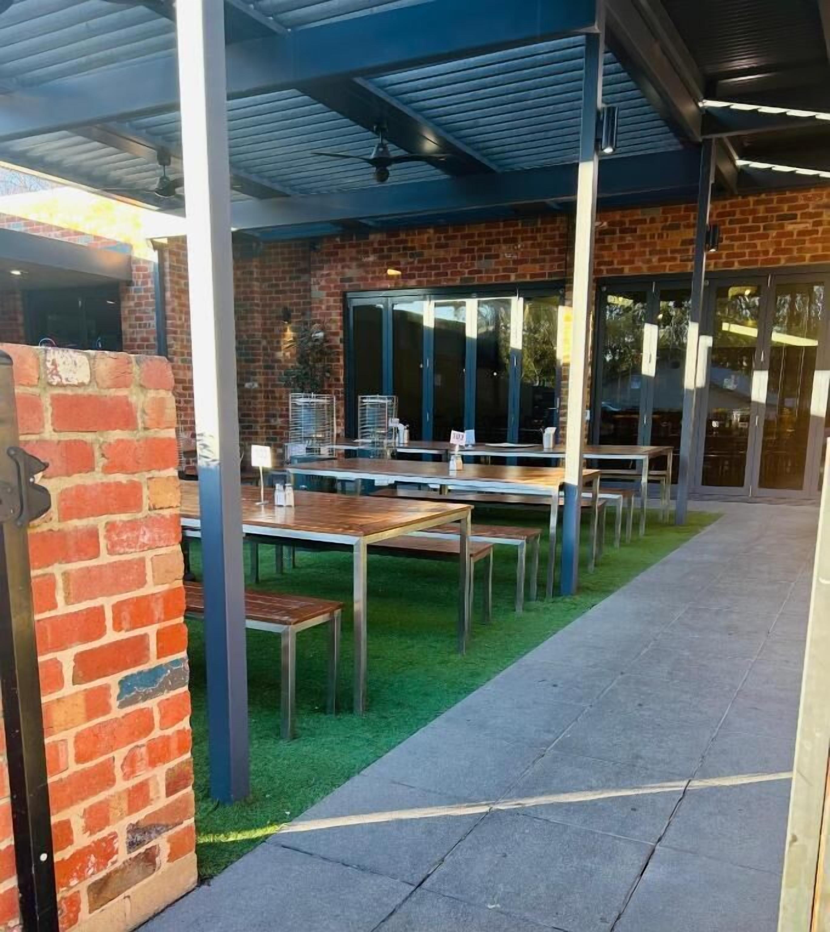 Breakfast, lunch and dinner served