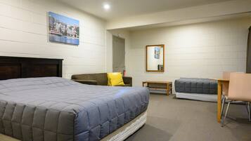 Executive Studio, 1 Queen Bed, Harbour View