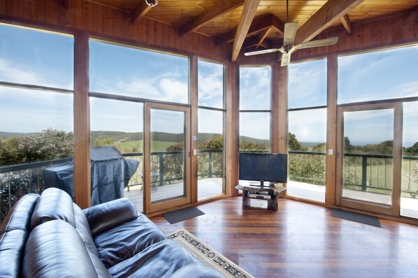 Balcony view - The Boomerangs (Johanna)