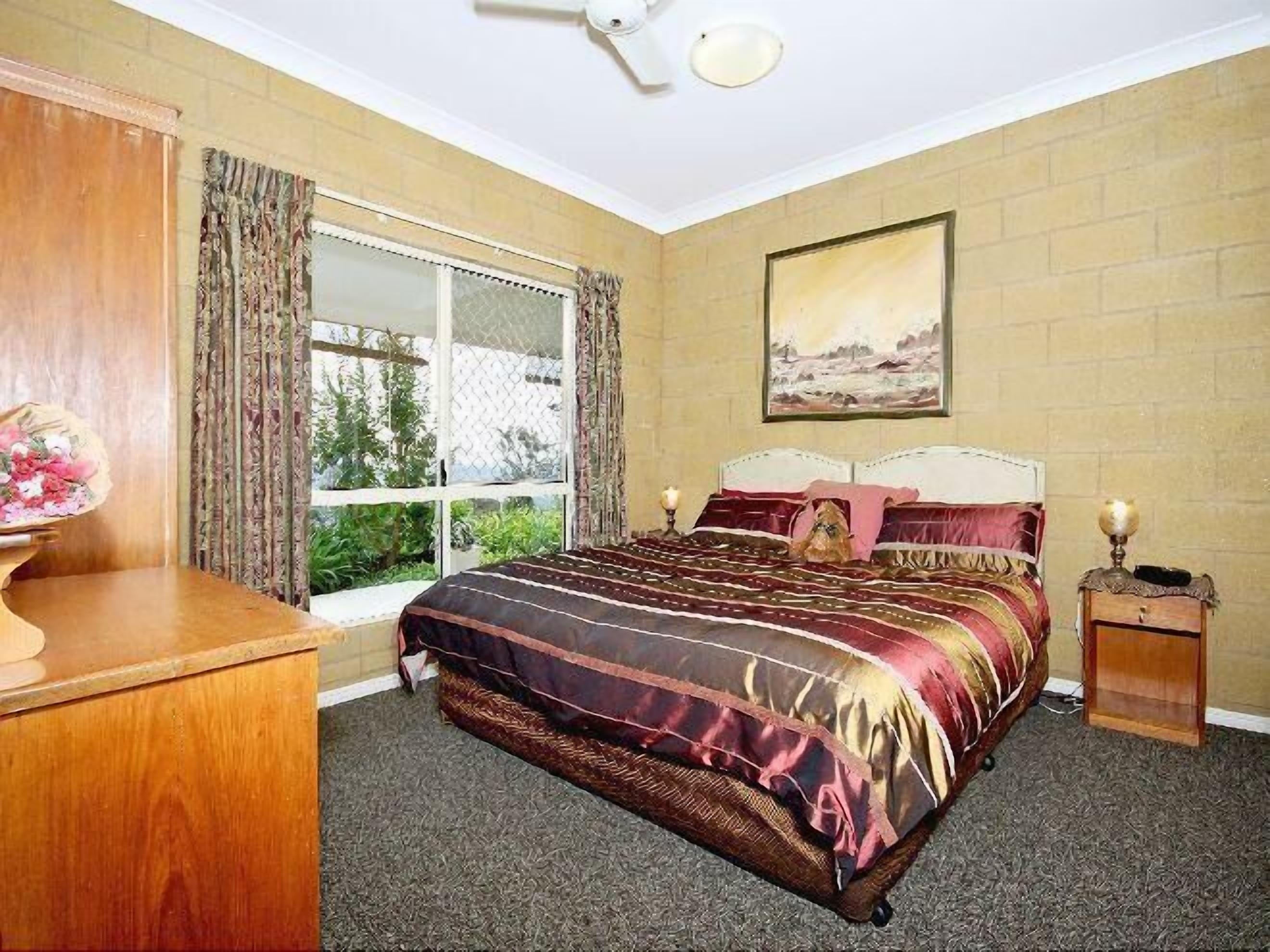 1 chambre, literie de qualité, décor unique, ameublement unique