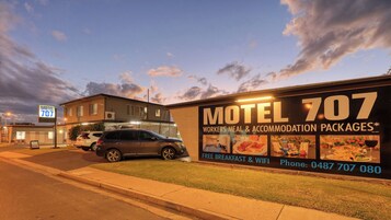 Fachada de la propiedad