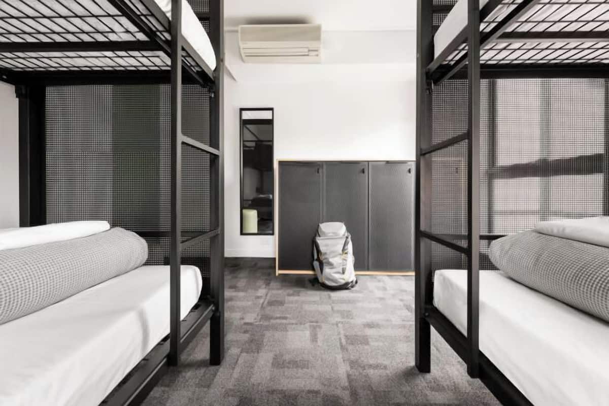 In-room safe, free WiFi, bed sheets