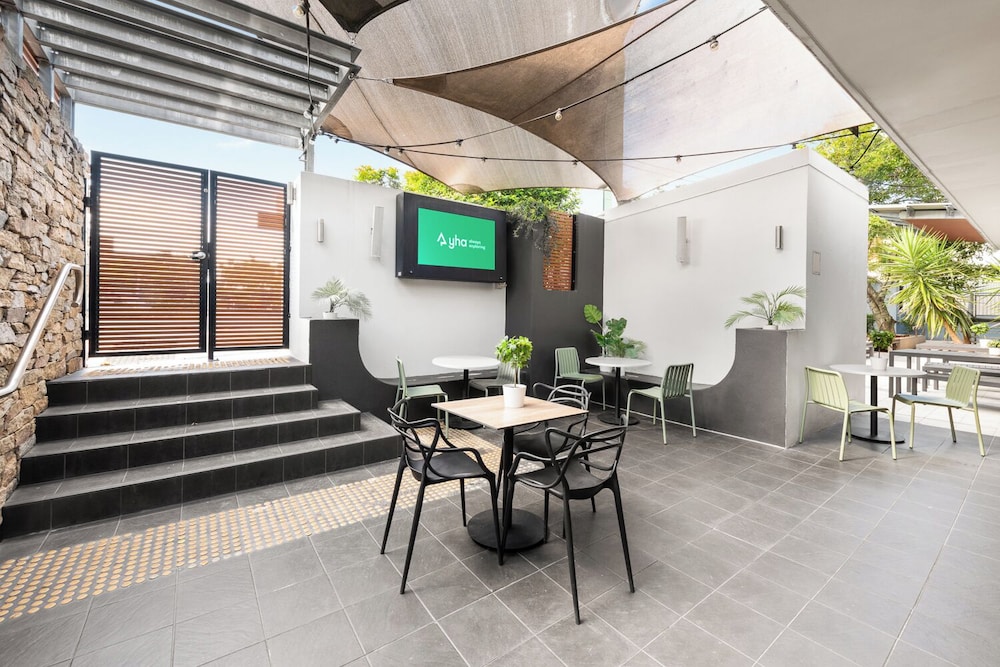 YHA Brisbane City by null