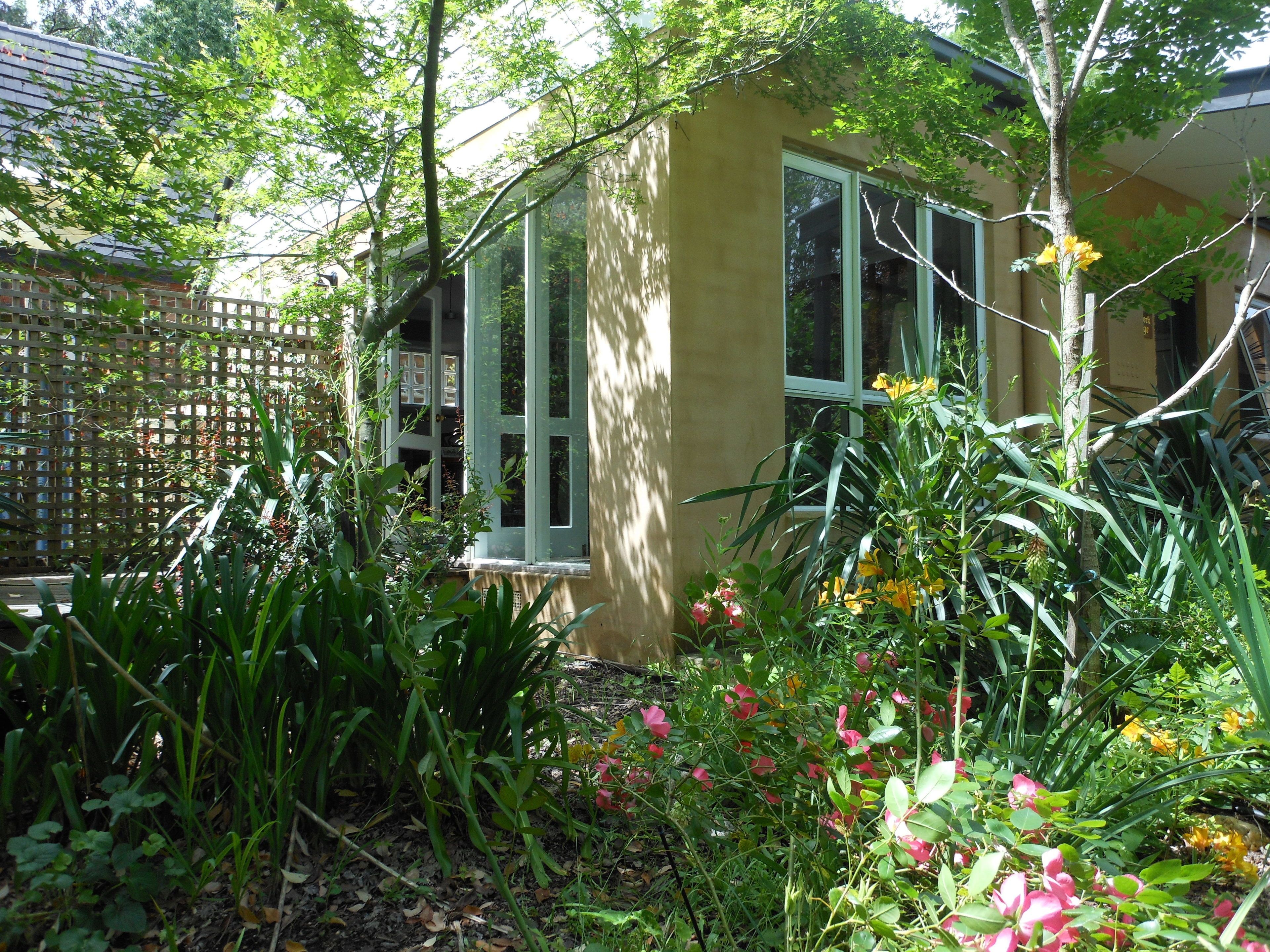 Riverdeck Cottage | Terrace/patio