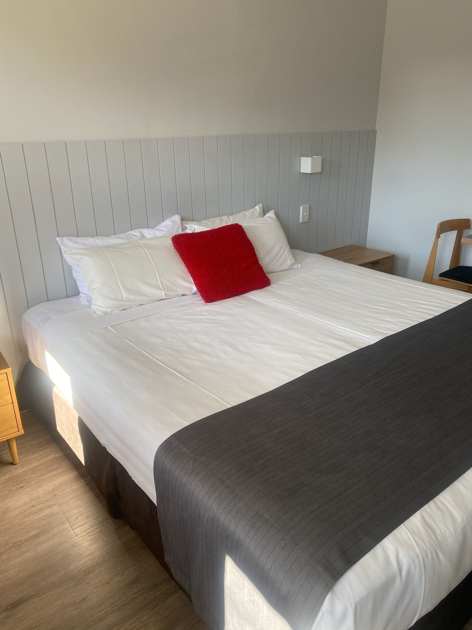 Silitysrauta/-lauta, ilmainen Wi-Fi