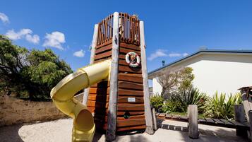 Children's play area - outdoor