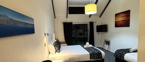 Lake View, Queen Studio | Hochwertige Bettwaren, individuell dekoriert, individuell eingerichtet